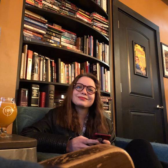 Meet your Posher, Leah - Picture 1 of 1